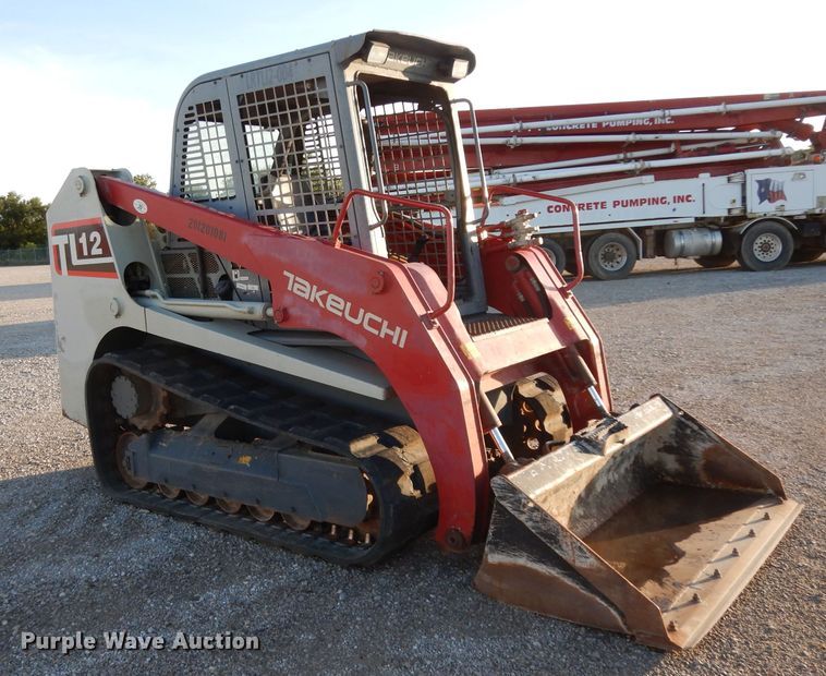 image for item DG6822 2014 Takeuchi TL12  skid steer loader