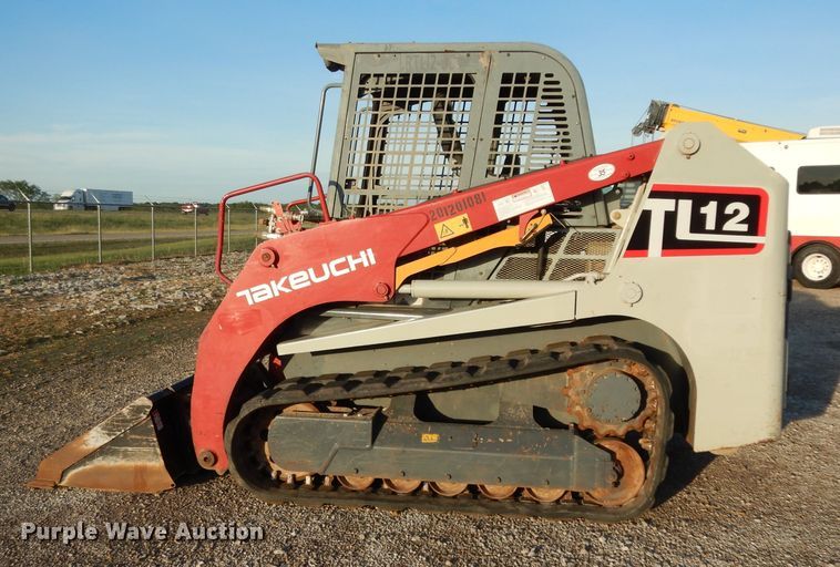 image for item DG6822 2014 Takeuchi TL12  skid steer loader