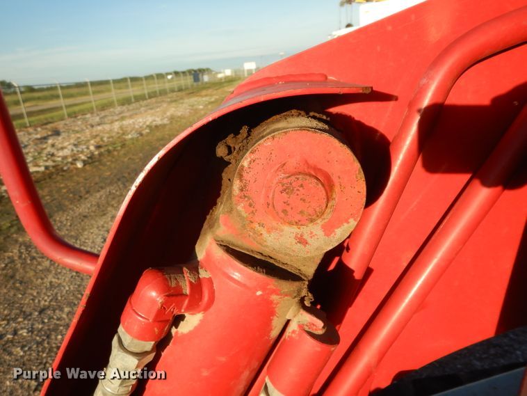 image for item DG6822 2014 Takeuchi TL12  skid steer loader