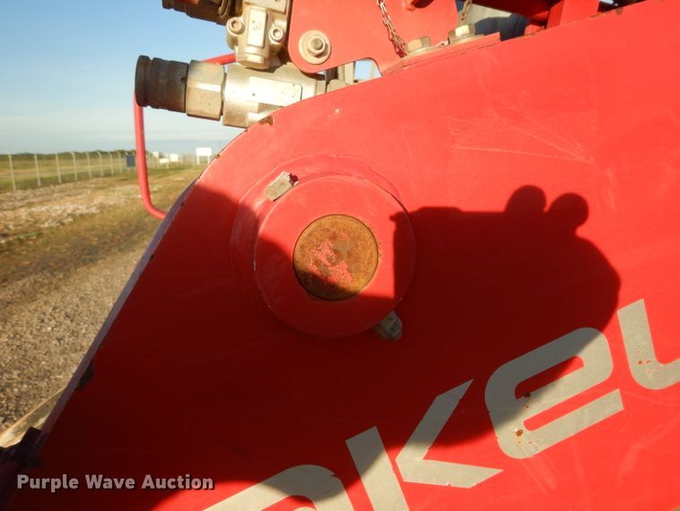 image for item DG6822 2014 Takeuchi TL12  skid steer loader