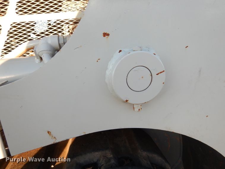 image for item DG6822 2014 Takeuchi TL12  skid steer loader