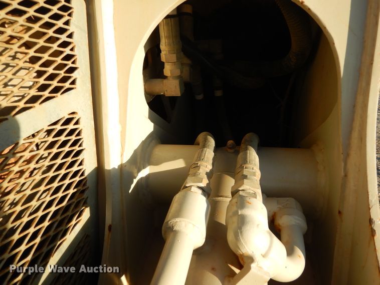 image for item DG6822 2014 Takeuchi TL12  skid steer loader