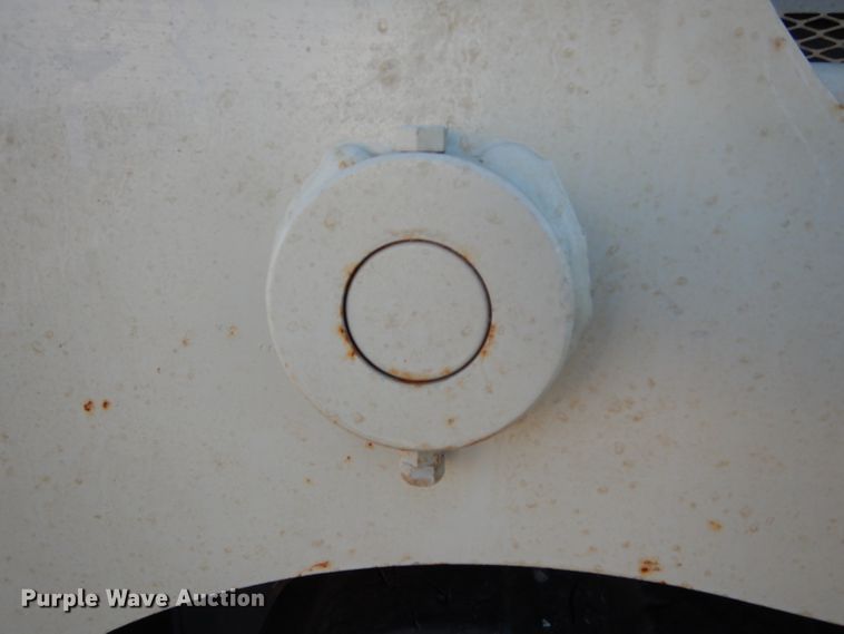 image for item DG6822 2014 Takeuchi TL12  skid steer loader