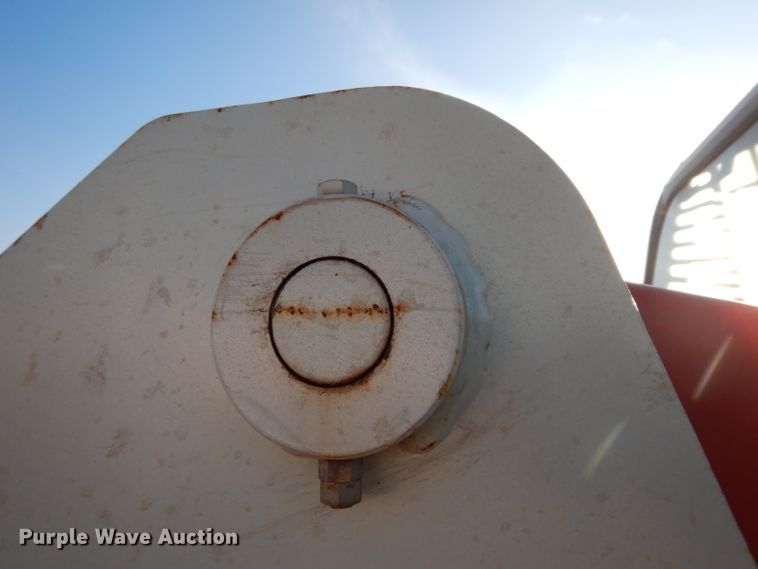 image for item DG6822 2014 Takeuchi TL12  skid steer loader