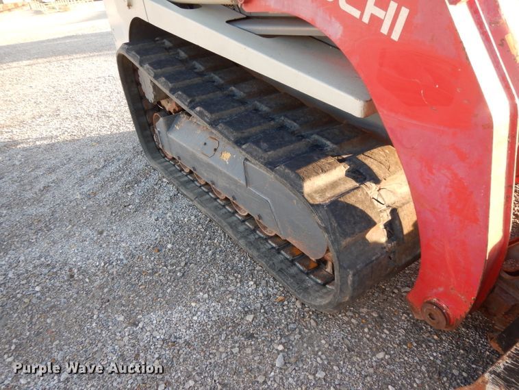image for item DG6822 2014 Takeuchi TL12  skid steer loader