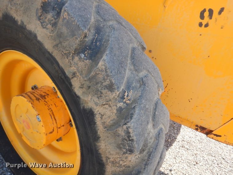 image for item DG6829 2006 JCB 506C HL  telehandler
