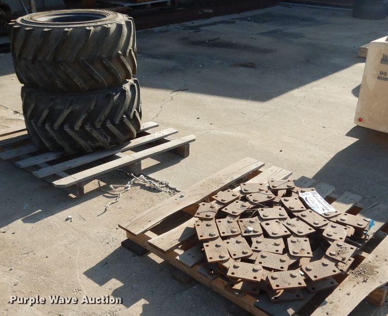 image for item DG7959 (2) 31 x 15.50-15 NHS tires