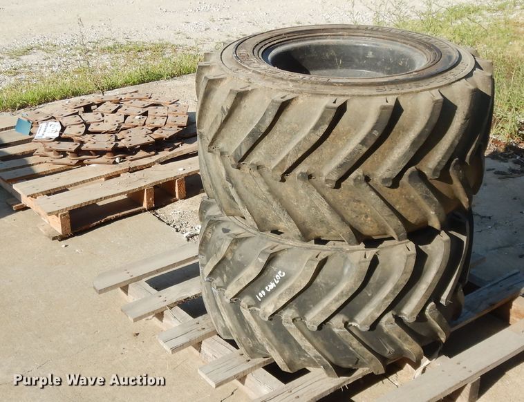 image for item DG7959 (2) 31 x 15.50-15 NHS tires