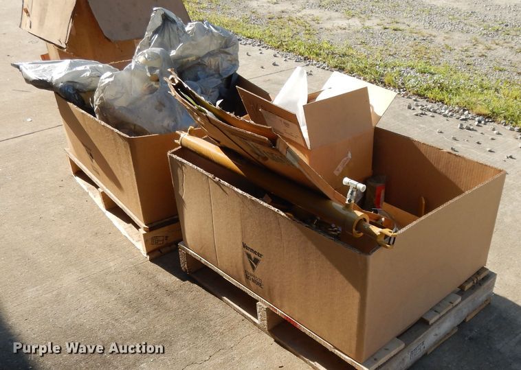 image for item DG7962 Belts