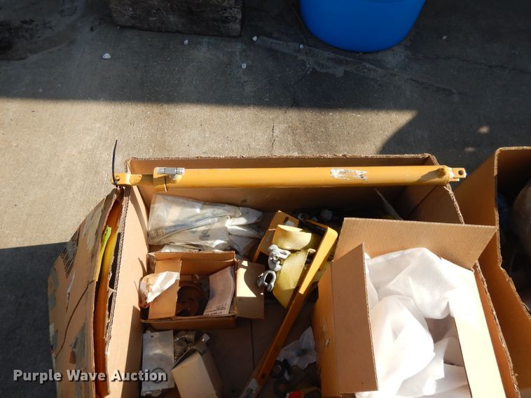 image for item DG7962 Belts