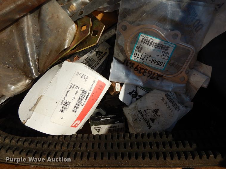 image for item DG7962 Belts