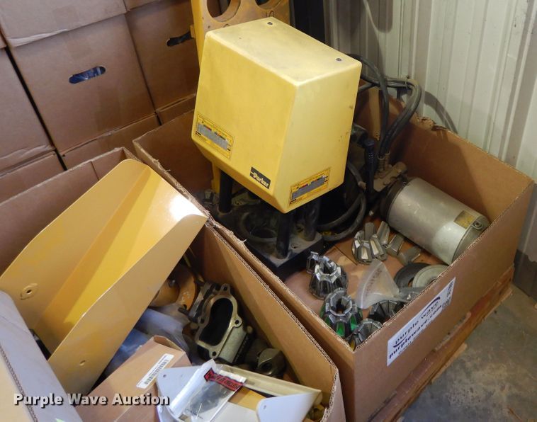 image for item DG7969 Parker hose crimper