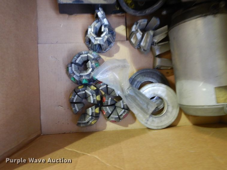 image for item DG7969 Parker hose crimper