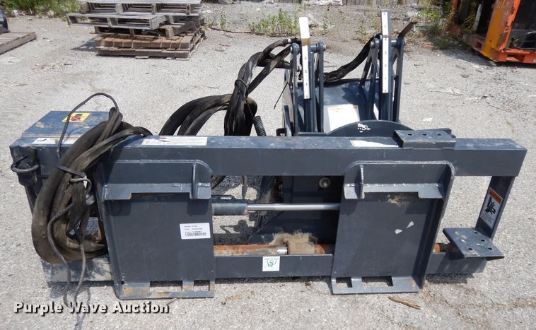 image for item DG7972 Altec CP16A skid steer cold planer