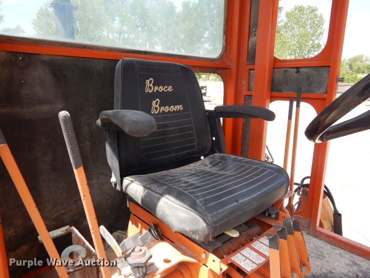 image for item DG7973 Swanston Stripe Eater CT2000 pavement marker remover