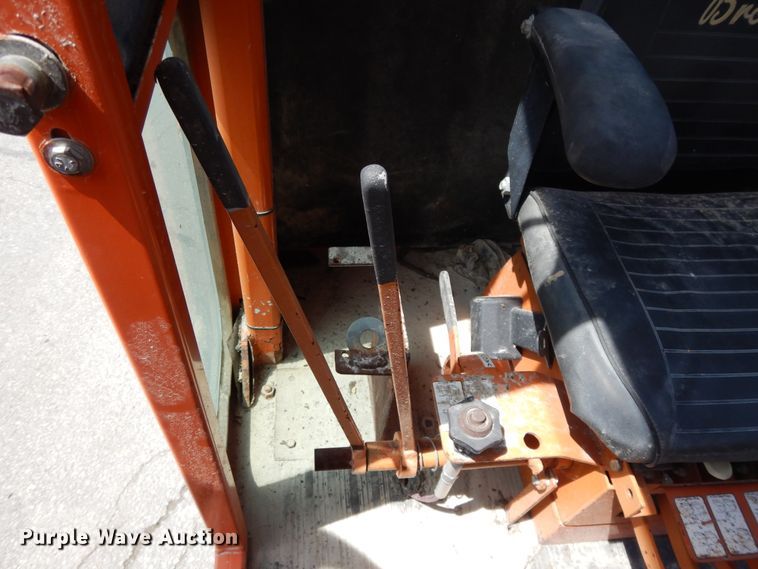 image for item DG7973 Swanston Stripe Eater CT2000 pavement marker remover