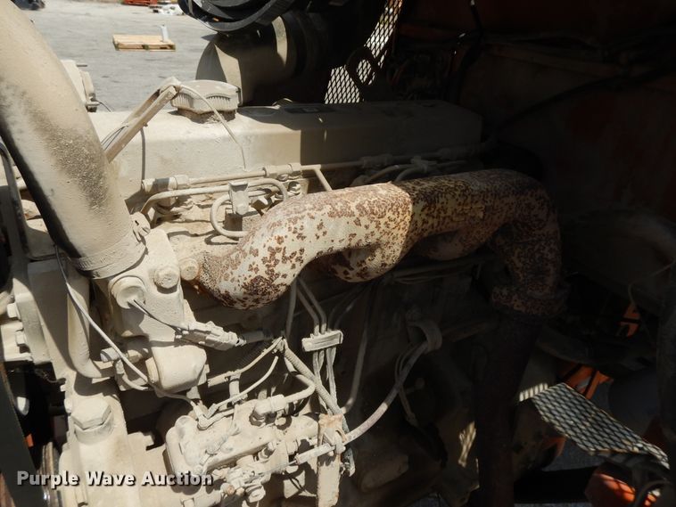 image for item DG7973 Swanston Stripe Eater CT2000 pavement marker remover