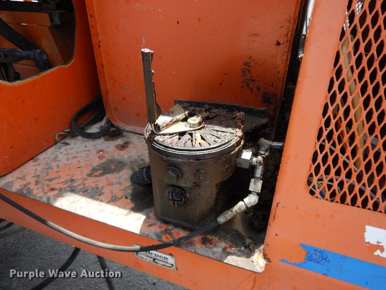 image for item DG7973 Swanston Stripe Eater CT2000 pavement marker remover