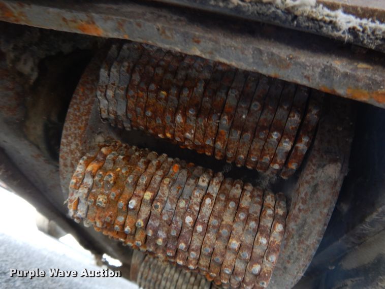 image for item DG7973 Swanston Stripe Eater CT2000 pavement marker remover