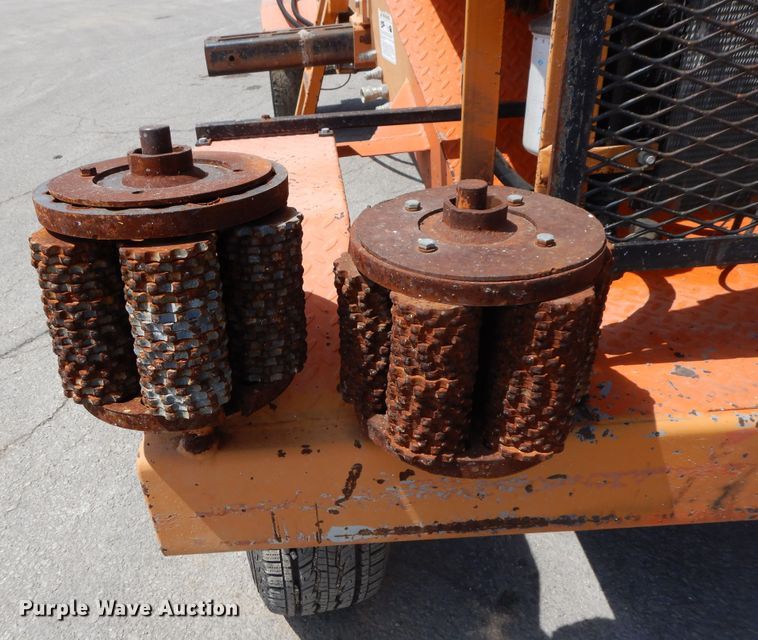 image for item DG7973 Swanston Stripe Eater CT2000 pavement marker remover