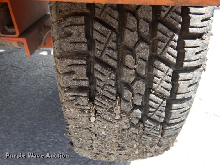 image for item DG7973 Swanston Stripe Eater CT2000 pavement marker remover