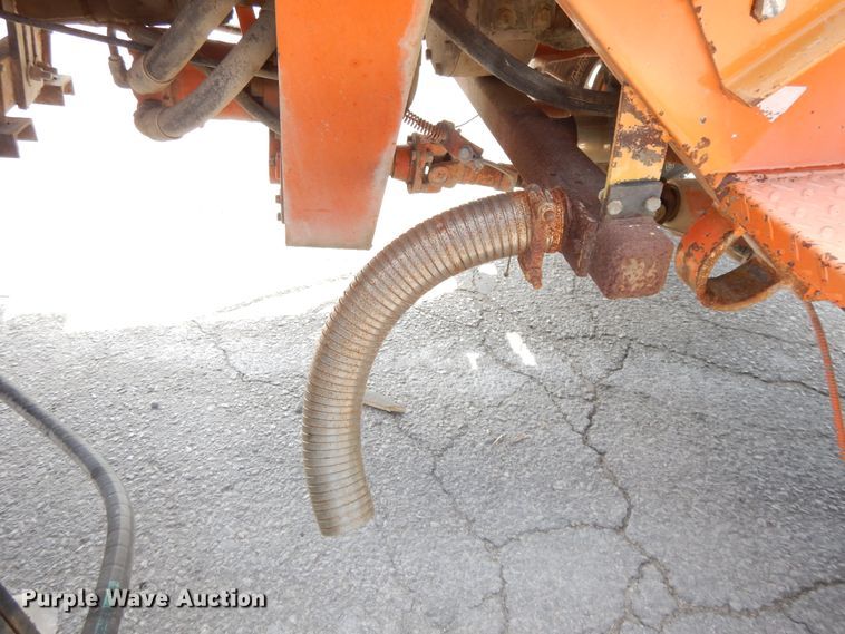 image for item DG7973 Swanston Stripe Eater CT2000 pavement marker remover