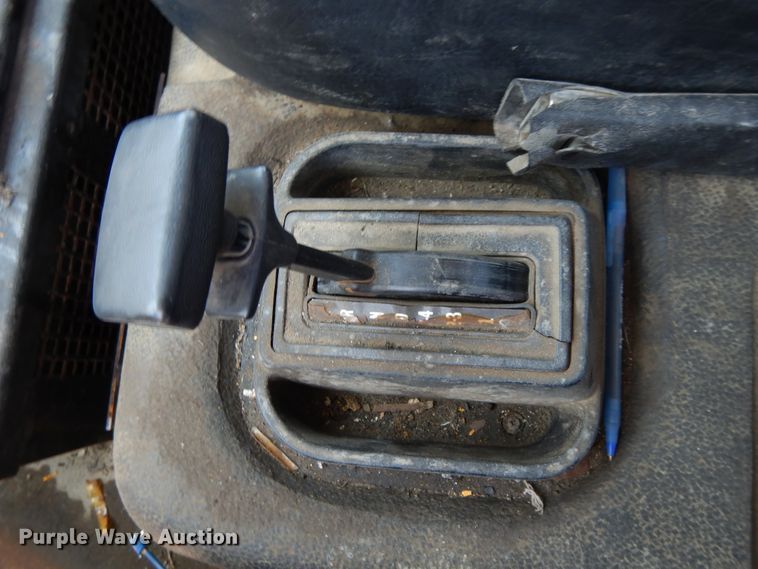 image for item DG7976 1992 Ford Cargo 8000  truck cab and chassis