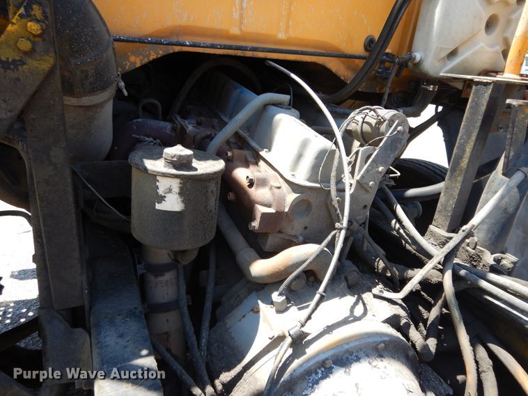 image for item DG7976 1992 Ford Cargo 8000  truck cab and chassis