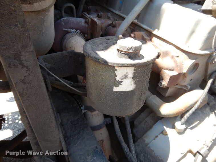 image for item DG7976 1992 Ford Cargo 8000  truck cab and chassis