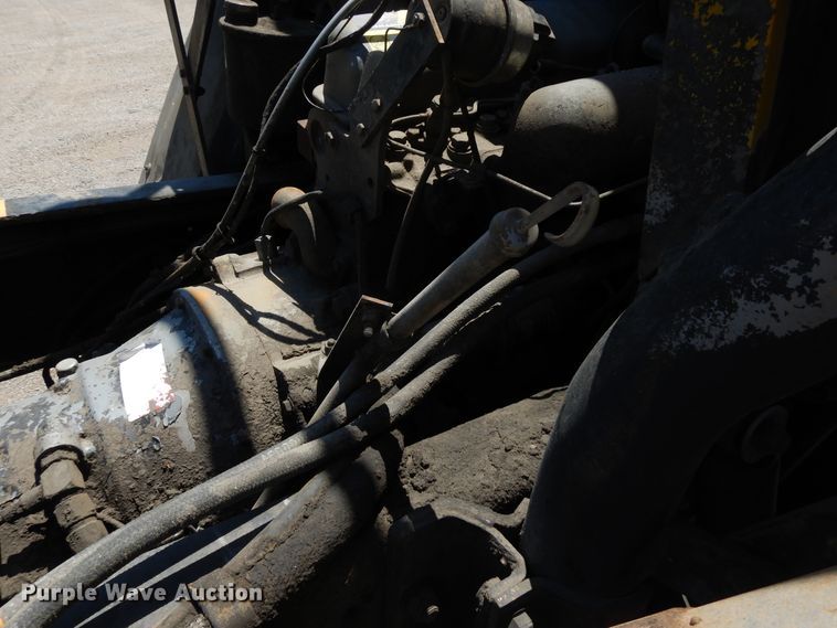 image for item DG7976 1992 Ford Cargo 8000  truck cab and chassis