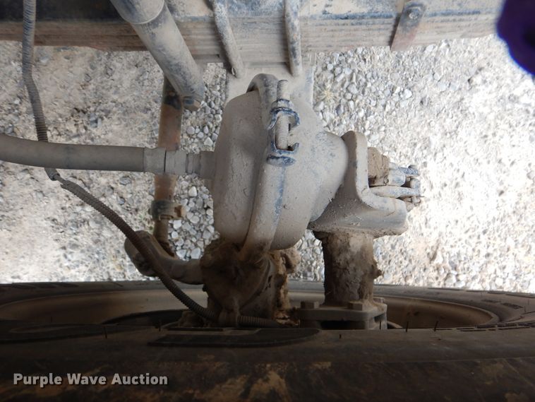 image for item DG8704 2001 Freightliner FL80  dump truck