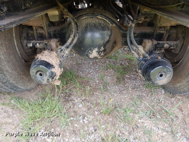 image for item DG8704 2001 Freightliner FL80  dump truck