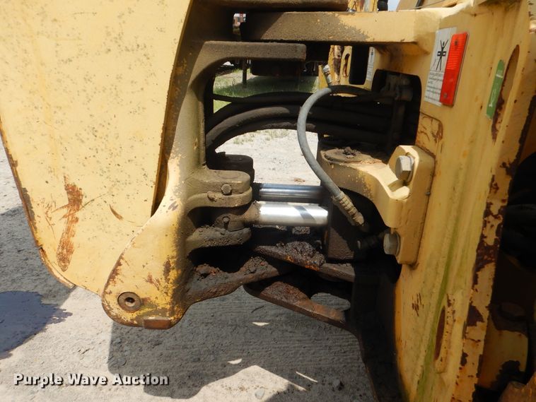 image for item DG8710 2000 Komatsu WB140  backhoe