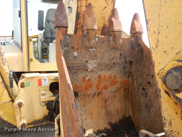 image for item DG8710 2000 Komatsu WB140  backhoe
