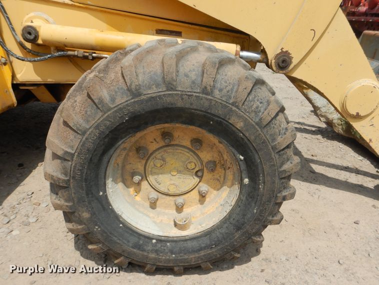 image for item DG8710 2000 Komatsu WB140  backhoe