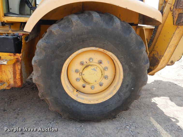image for item DG8710 2000 Komatsu WB140  backhoe
