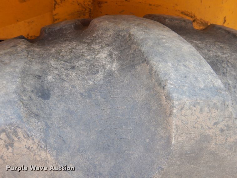 image for item DG8710 2000 Komatsu WB140  backhoe