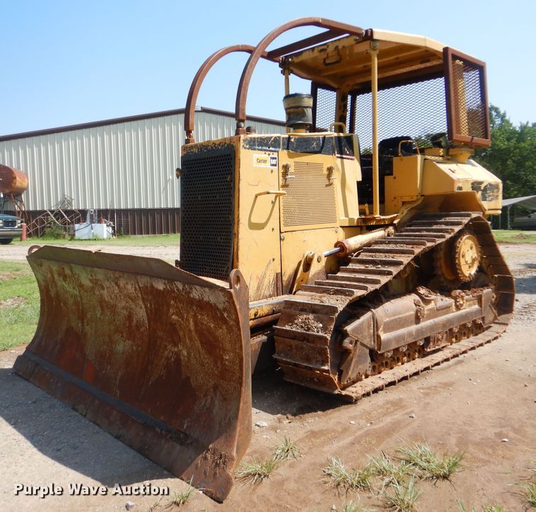image for item DG8748 1997 Caterpillar D5M  dozer