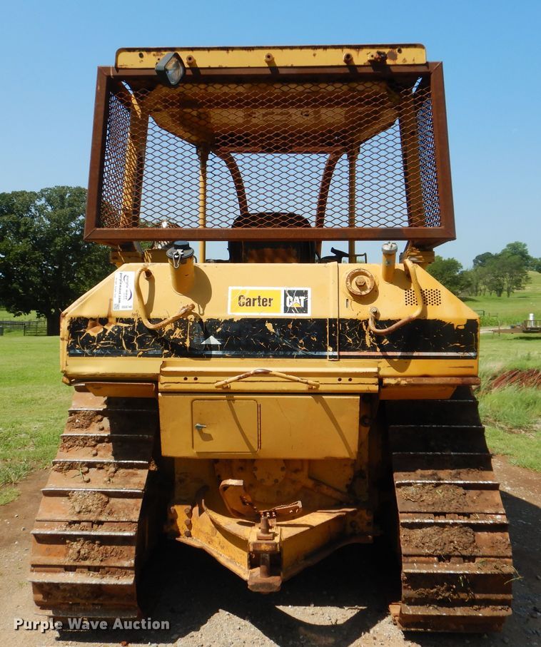 image for item DG8748 1997 Caterpillar D5M  dozer