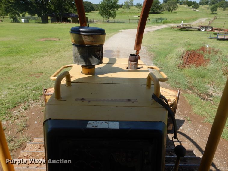 image for item DG8748 1997 Caterpillar D5M  dozer