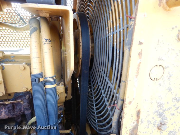 image for item DG8748 1997 Caterpillar D5M  dozer