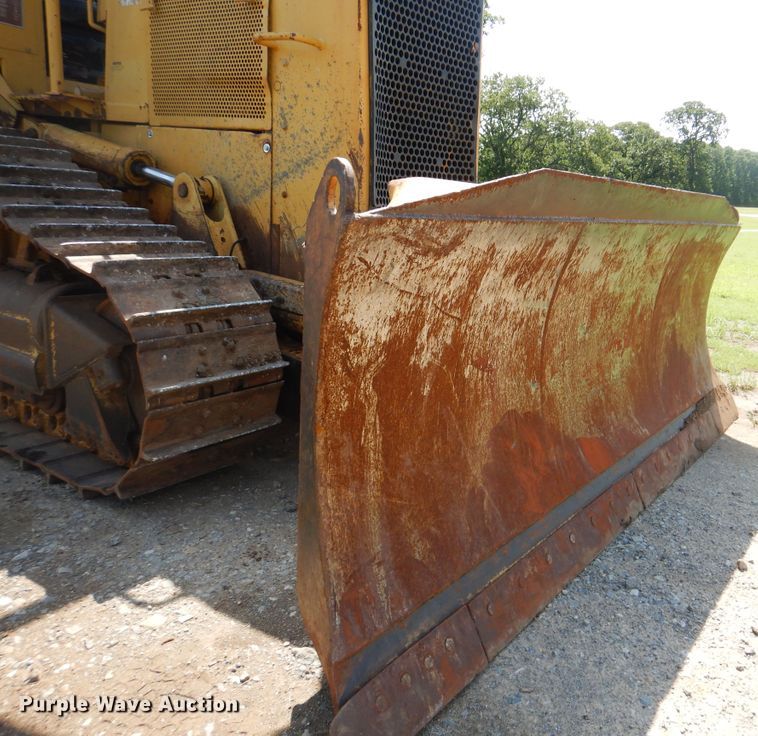 image for item DG8748 1997 Caterpillar D5M  dozer