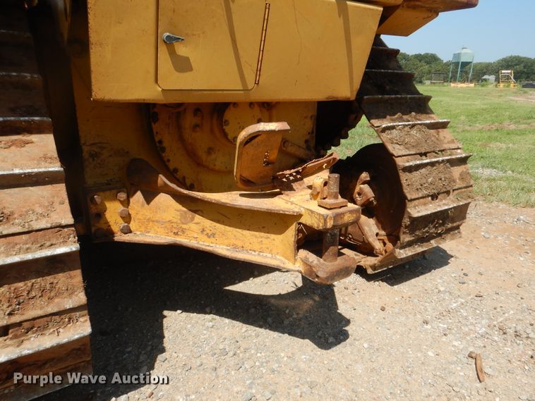 image for item DG8748 1997 Caterpillar D5M  dozer