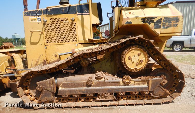 image for item DG8748 1997 Caterpillar D5M  dozer