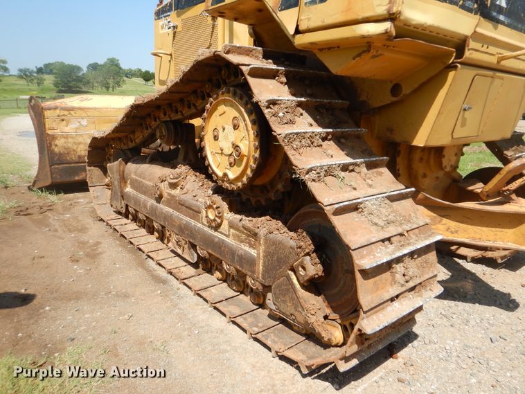 image for item DG8748 1997 Caterpillar D5M  dozer