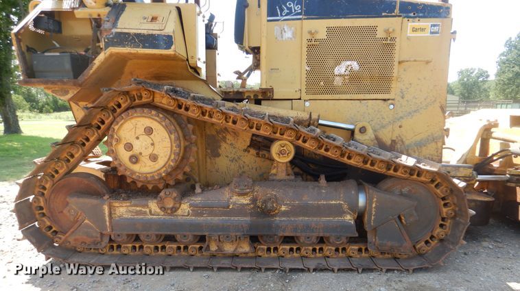 image for item DG8748 1997 Caterpillar D5M  dozer
