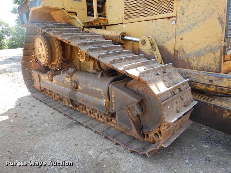 image for item DG8748 1997 Caterpillar D5M  dozer