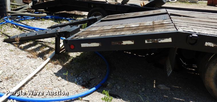 image for item DH2736 1998 Towmaster T40 equipment trailer