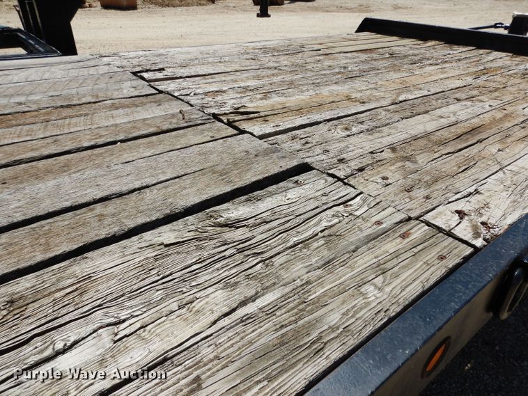 image for item DH2736 1998 Towmaster T40 equipment trailer