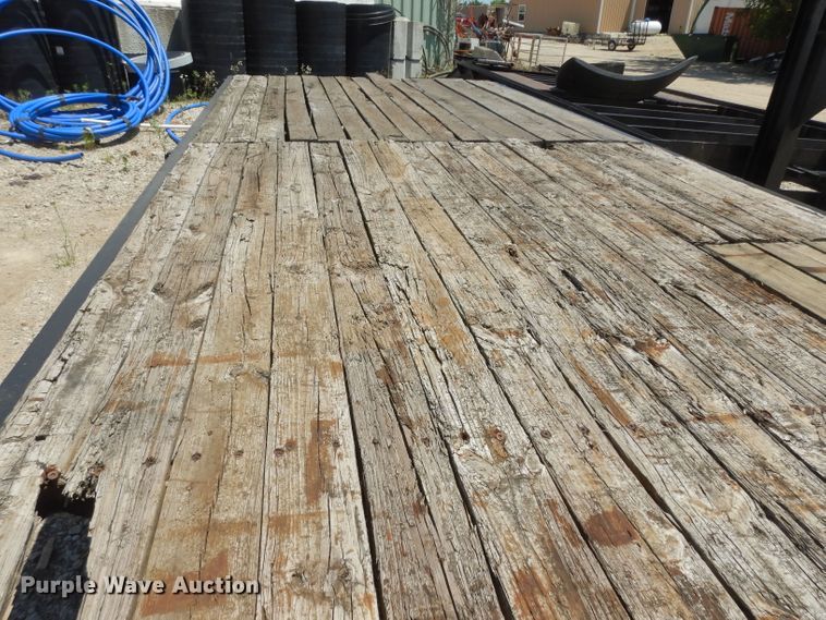 image for item DH2736 1998 Towmaster T40 equipment trailer